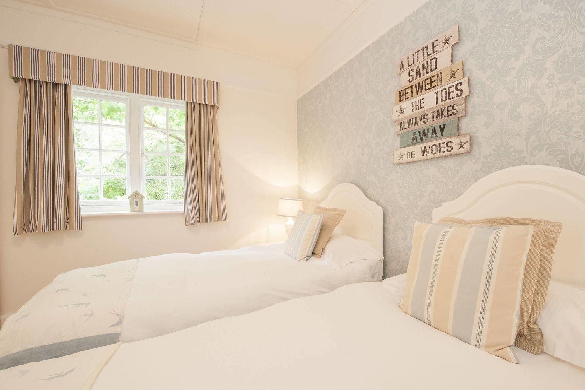 Bed and Breakfast The Fishbourne Fishbourne  Esterno foto